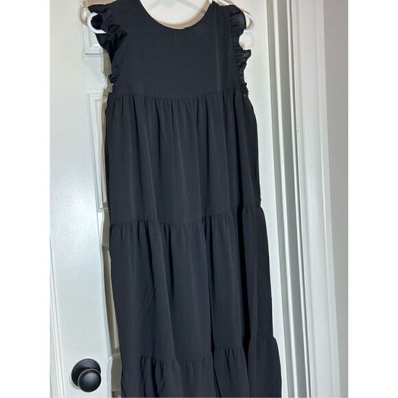 Asos Design tiered dress with ruffle at the sleeve area Size 4 - Picture 3 of 7